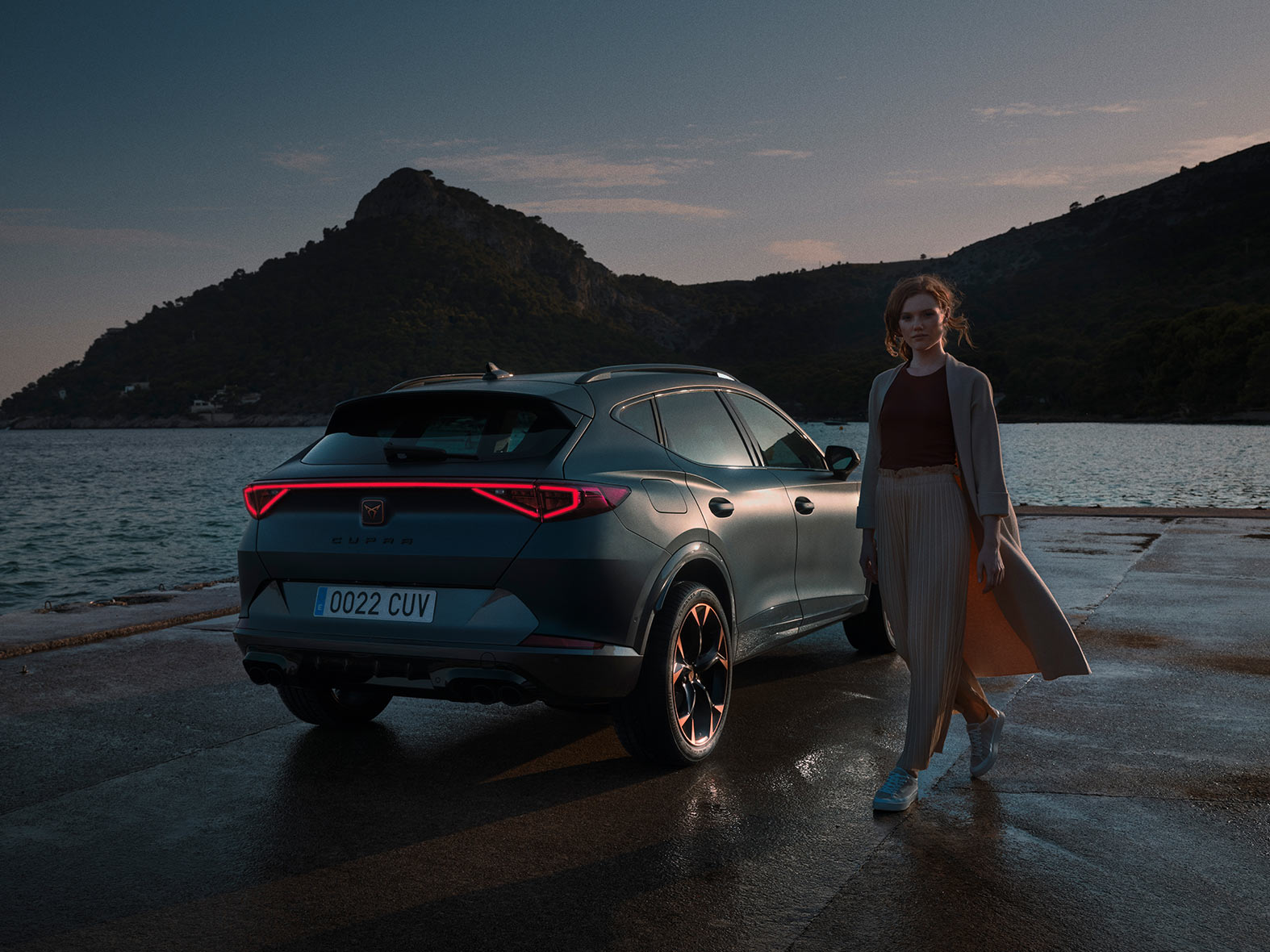 uusi cupra formentor kompakti suv, led-valot